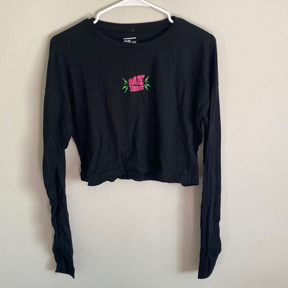 Raze Athletics Long Sleeve Crop Top - Picture 1 of 2